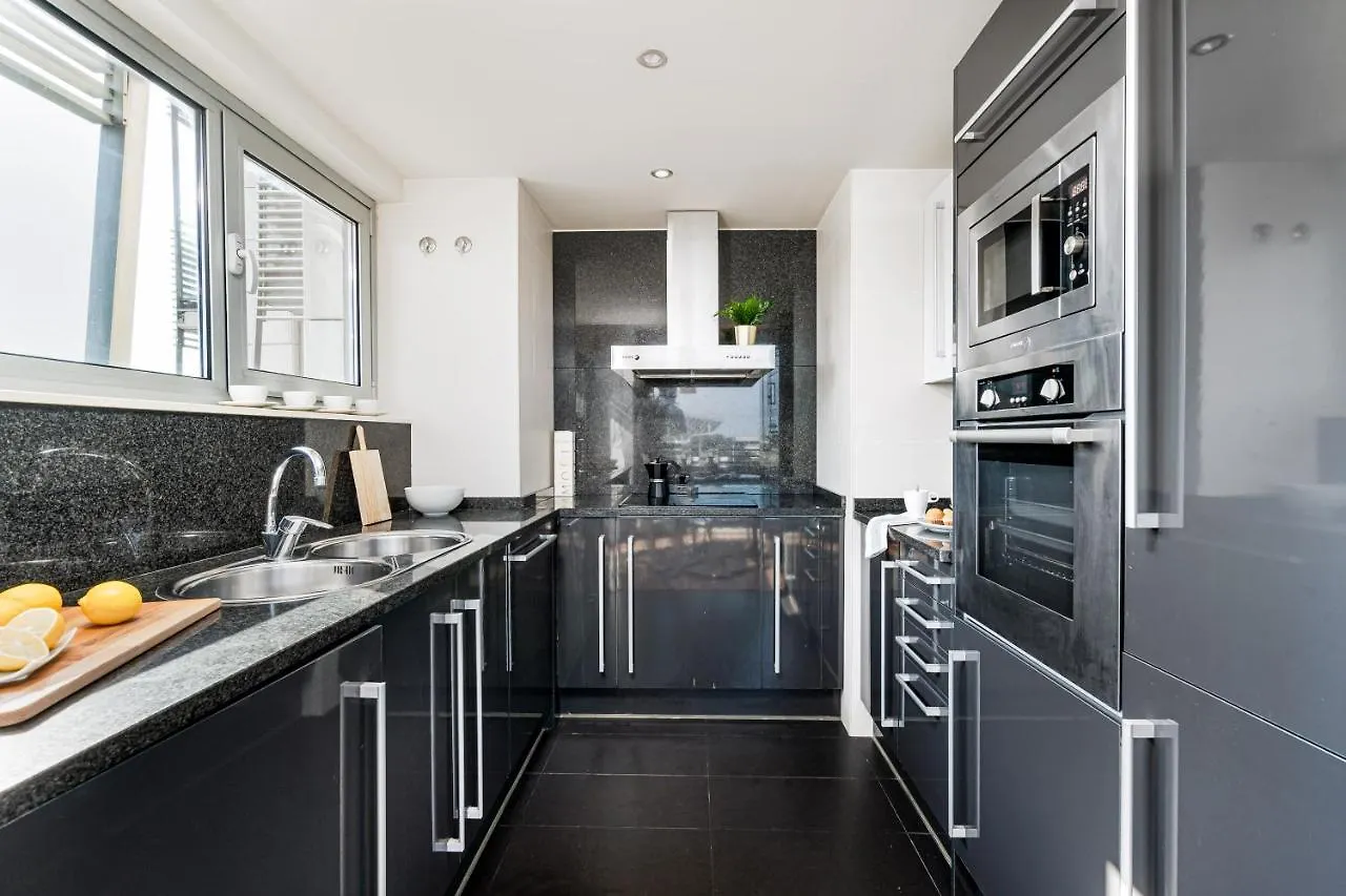 Lodging Apartments Forum Llull Sant Adria de Besos 0*,