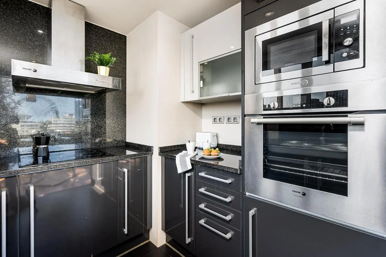 Lodging Apartments Forum Llull Sant Adrià de Besòs Spanien